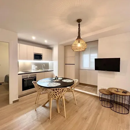Huerto & Private Patio In The Old Town By Ele Apartment Malaga